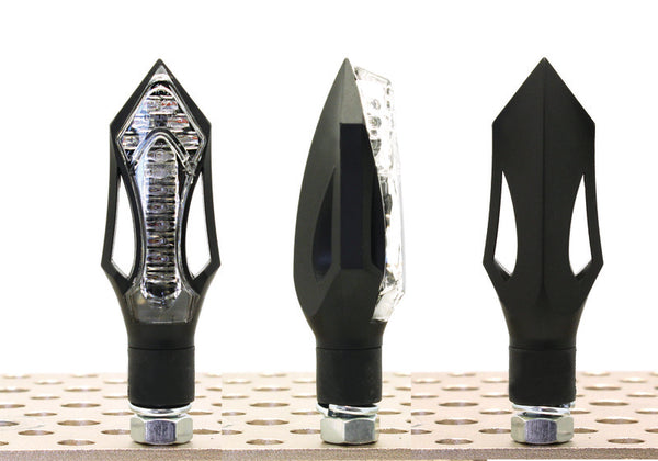 V Dele Arrow LED -blinkere - Sort | Universal | 6PJ99T091B (PAR)